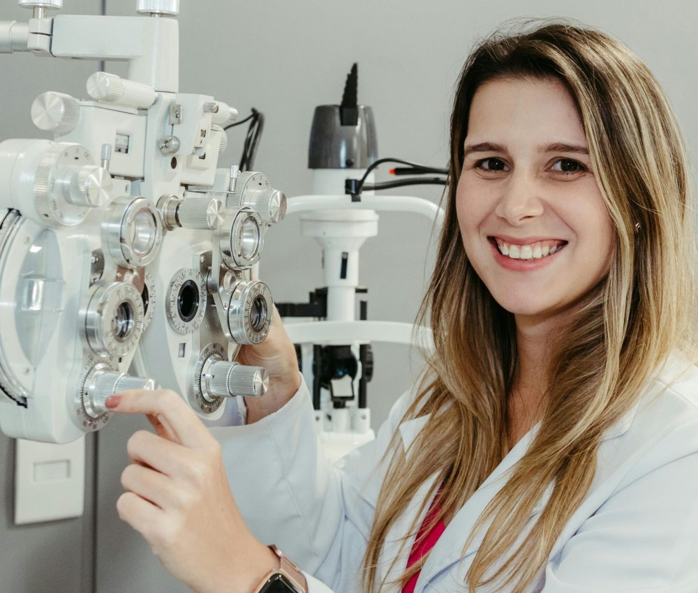 pexels-jonathanborba-15770389 Rendez-vous d'évaluation chirurgie réfractive